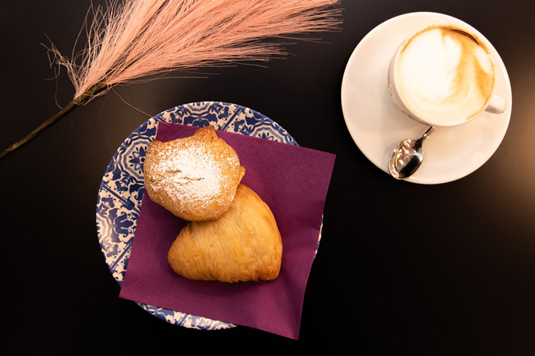 valente centro commerciale magora caffetteria